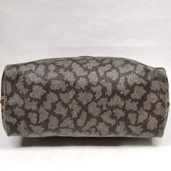 Yves Saint Laurent Giraffe Print Handbag - Picture 5 of 9